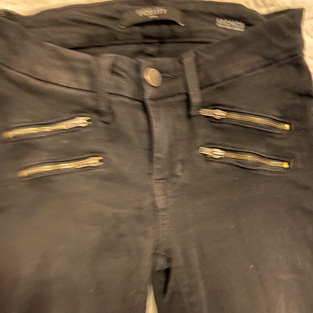 Fidelity Size 24 Like New